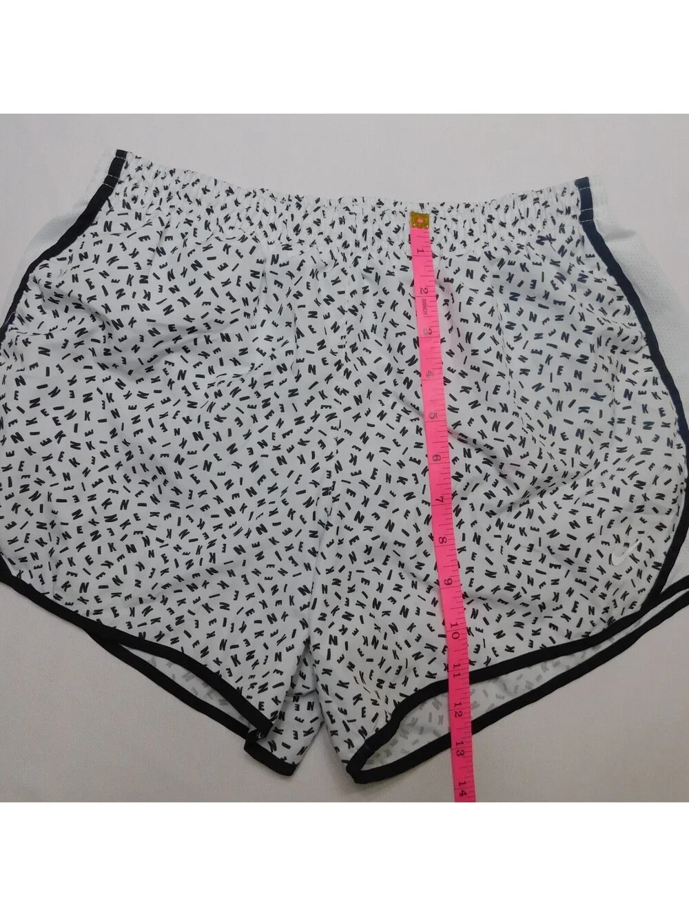 Nike Girls XL Dri-FIT Tempo Running Shorts White Black Logo Print Athletic Youth